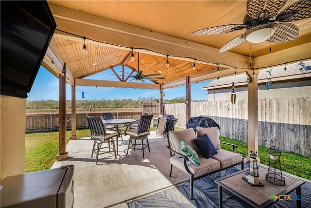 103 Gabbiano Court, Victoria, TX 77904