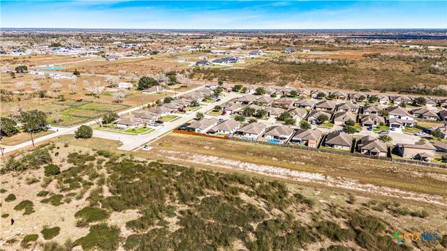 103 Gabbiano Court, Victoria, TX 77904