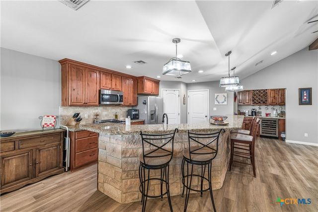 103 Gabbiano Court, Victoria, TX 77904