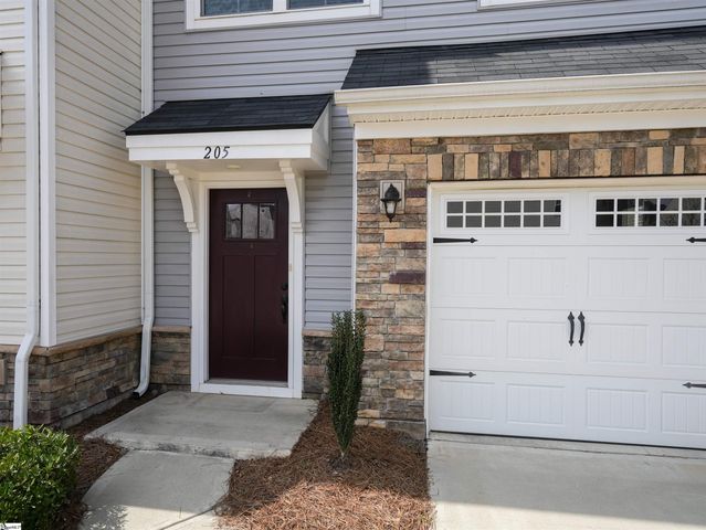 212 Hipps Crossing Drive, Simpsonville, SC 29680