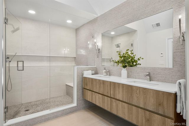 12 Deerfield Lane, Scarsdale, NY 10583