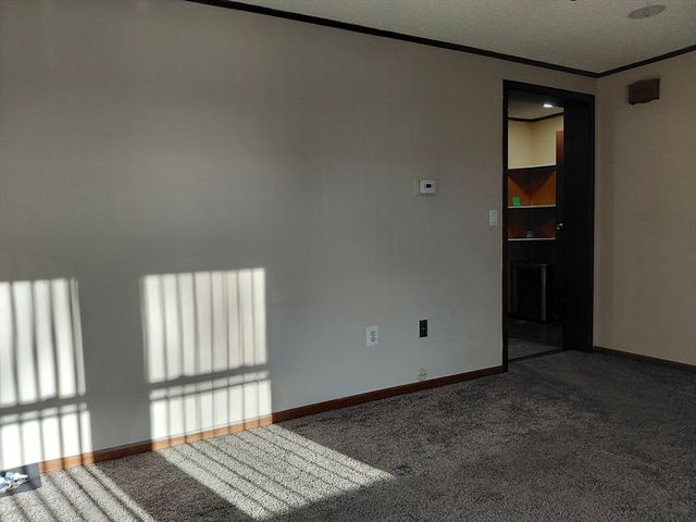 1215 Pawtucket 12, Lowell, MA 01854