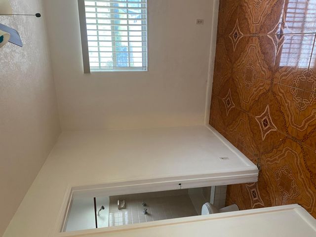 519 NW 21st Terrace, Fort Lauderdale, FL 33311