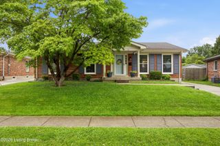 4012 Landside Dr, Louisville, KY 40220