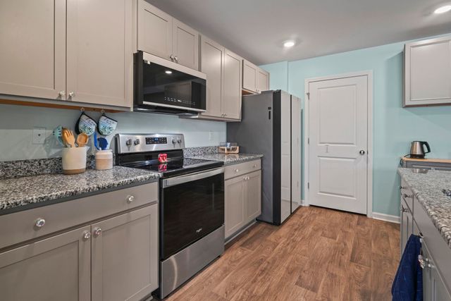 734 Woodland Farms Circle, Aynor, SC 29511