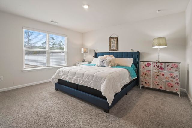 734 Woodland Farms Circle, Aynor, SC 29511