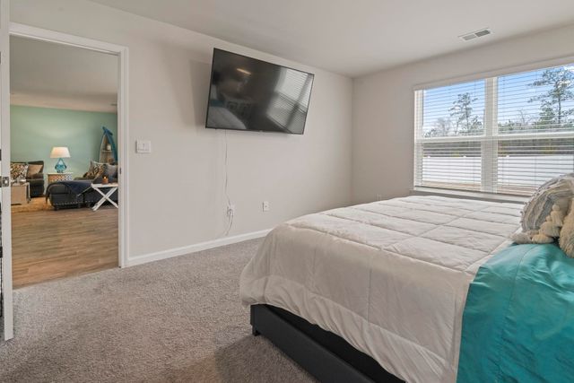 734 Woodland Farms Circle, Aynor, SC 29511