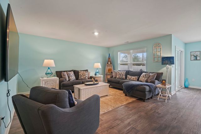 734 Woodland Farms Circle, Aynor, SC 29511