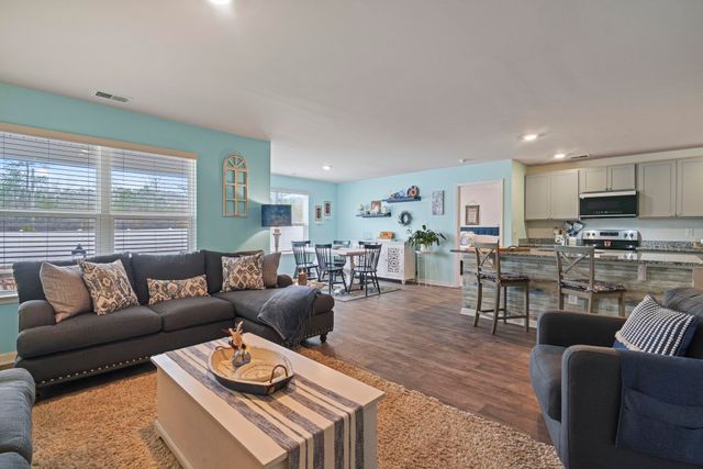 734 Woodland Farms Circle, Aynor, SC 29511