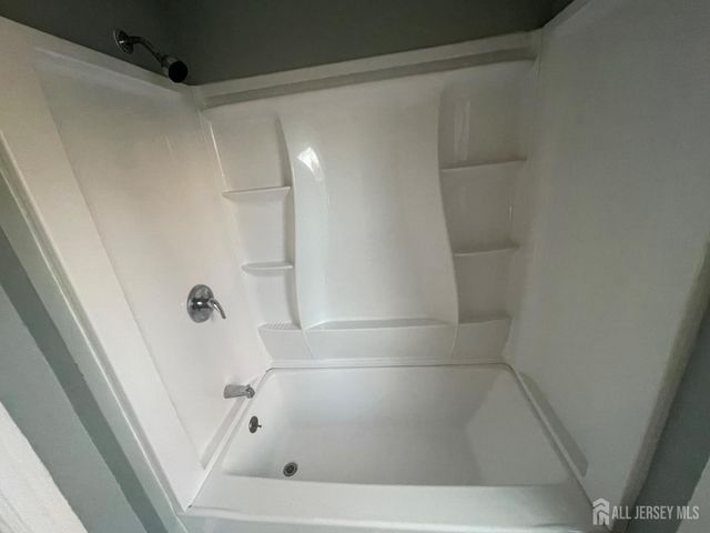 577 Rahway Avenue Studi, Woodbridge Proper, NJ 07095