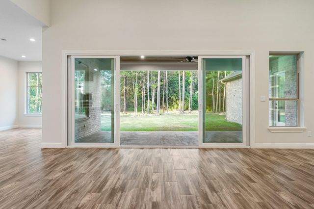 12110 S Tara Plantation Drive, Tomball, TX 77375