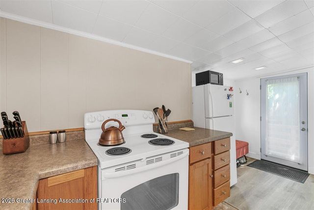 1709 S Pennsylvania Avenue, Lansing, MI 48910