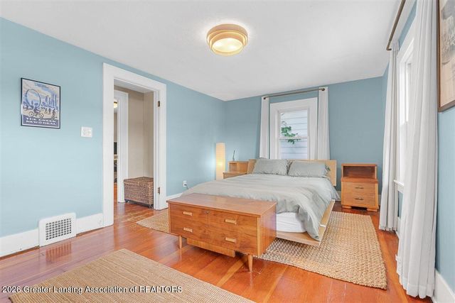 1709 S Pennsylvania Avenue, Lansing, MI 48910