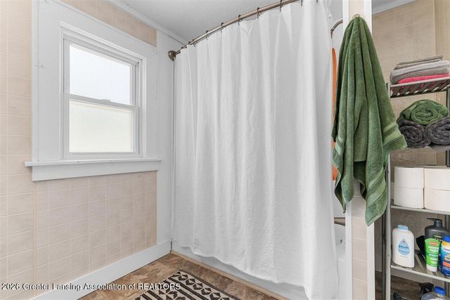 1709 S Pennsylvania Avenue, Lansing, MI 48910