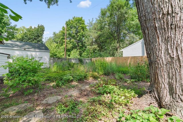 1709 S Pennsylvania Avenue, Lansing, MI 48910