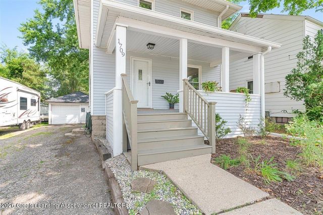 1709 S Pennsylvania Avenue, Lansing, MI 48910
