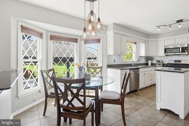 18906 LINDENHOUSE RD, Gaithersburg, MD 20879