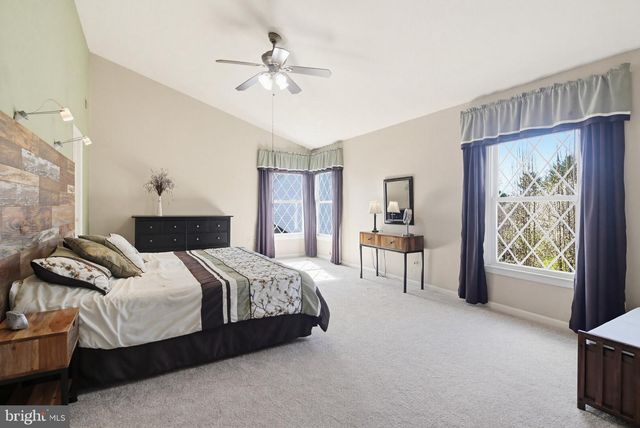 18906 LINDENHOUSE RD, Gaithersburg, MD 20879