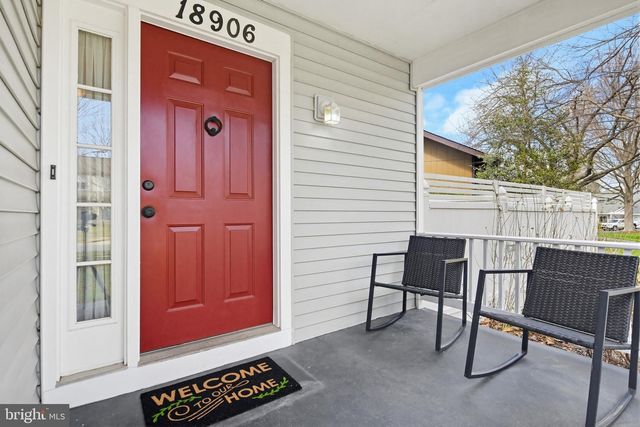 18906 LINDENHOUSE RD, Gaithersburg, MD 20879