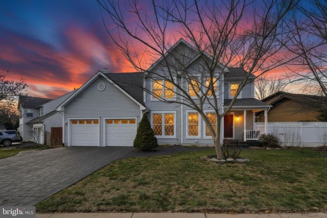 18906 LINDENHOUSE RD, Gaithersburg, MD 20879