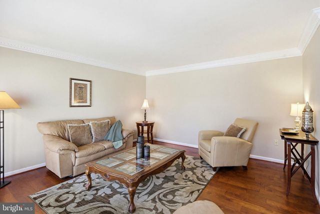 18906 LINDENHOUSE RD, Gaithersburg, MD 20879