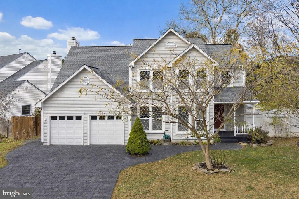 18906 LINDENHOUSE RD, Gaithersburg, MD 20879