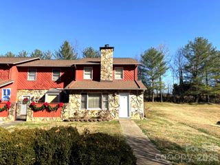 14 Stonelake Drive, Granite Falls, NC 28630