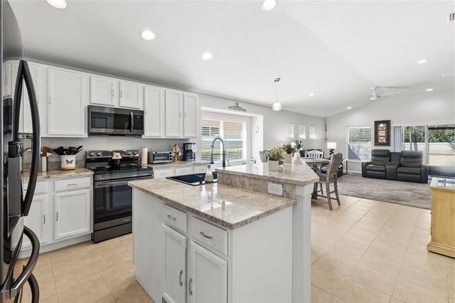 6641 BOULDER RUN LOOP, Wesley Chapel, FL 33545