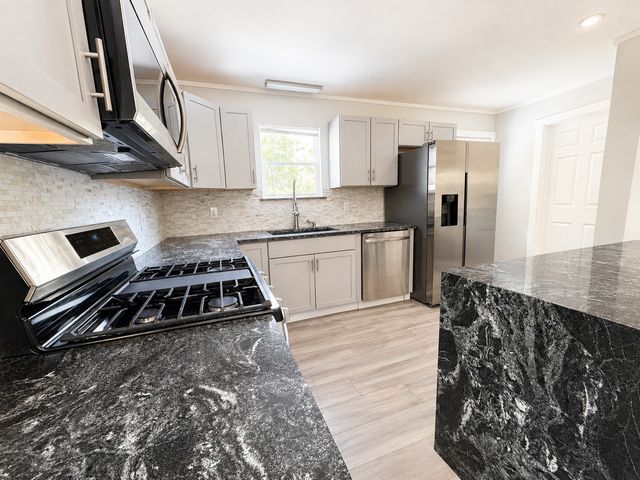 903 Moore Street, Mckinney, TX 75069