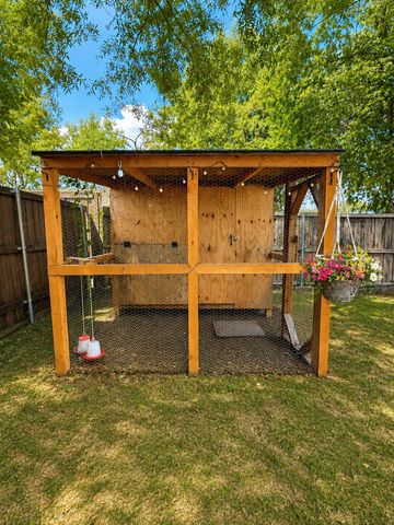 903 Moore Street, Mckinney, TX 75069