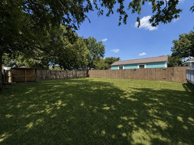 903 Moore Street, Mckinney, TX 75069