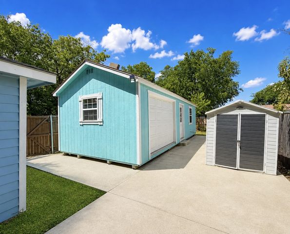 903 Moore Street, Mckinney, TX 75069