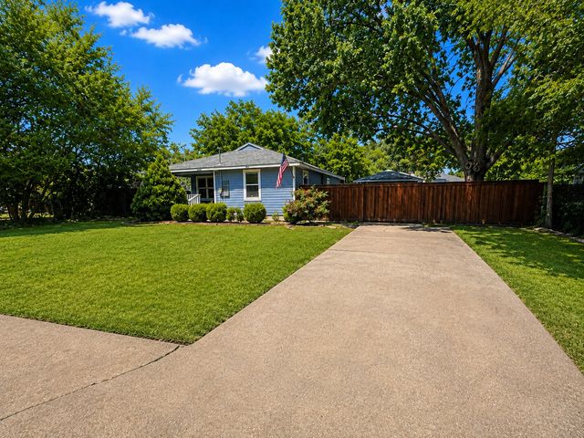 903 Moore Street, Mckinney, TX 75069