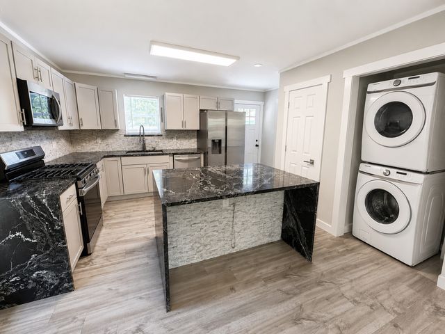 903 Moore Street, Mckinney, TX 75069
