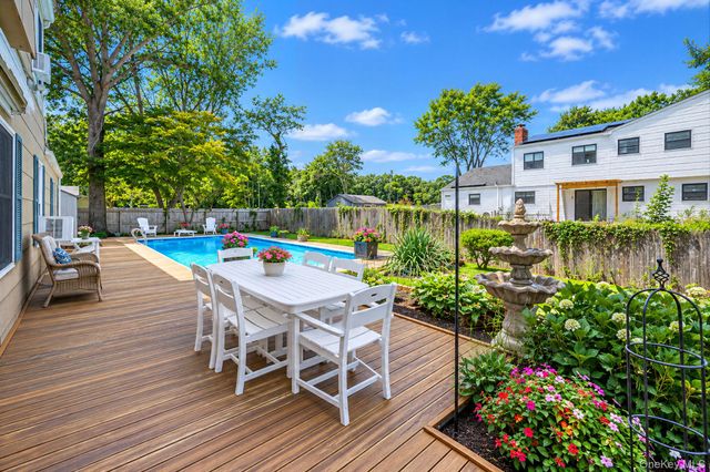 9 Rodney Street, Port Jefferson Station, NY 11776