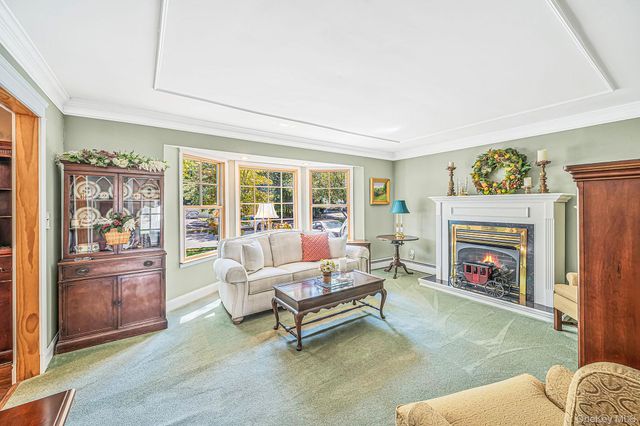 9 Rodney Street, Port Jefferson Station, NY 11776