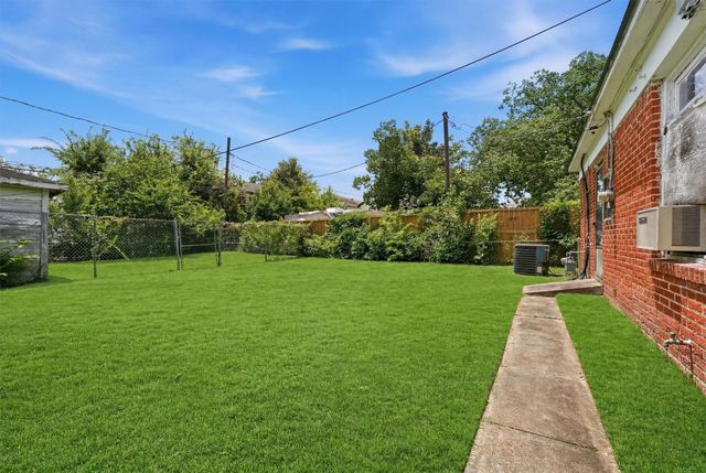 1518 Munger Street, Houston, TX 77023