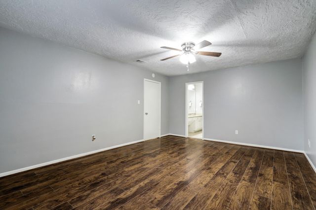 12346 Huntington Venture Drive, Houston, TX 77099