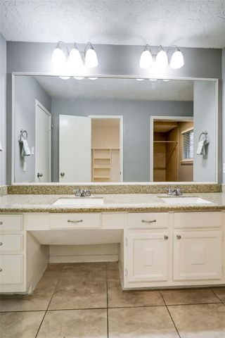 12346 Huntington Venture Drive, Houston, TX 77099