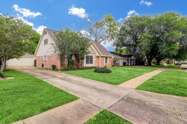 12346 Huntington Venture Drive, Houston, TX 77099