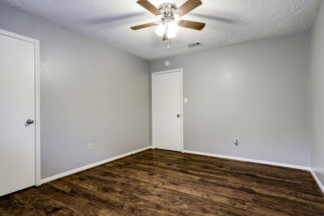 12346 Huntington Venture Drive, Houston, TX 77099