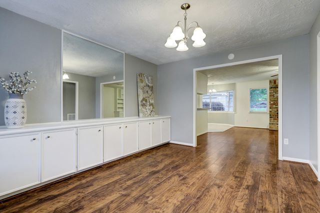 12346 Huntington Venture Drive, Houston, TX 77099