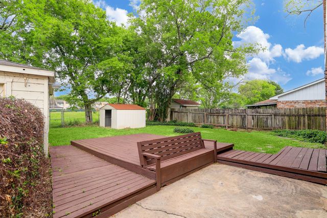 12346 Huntington Venture Drive, Houston, TX 77099