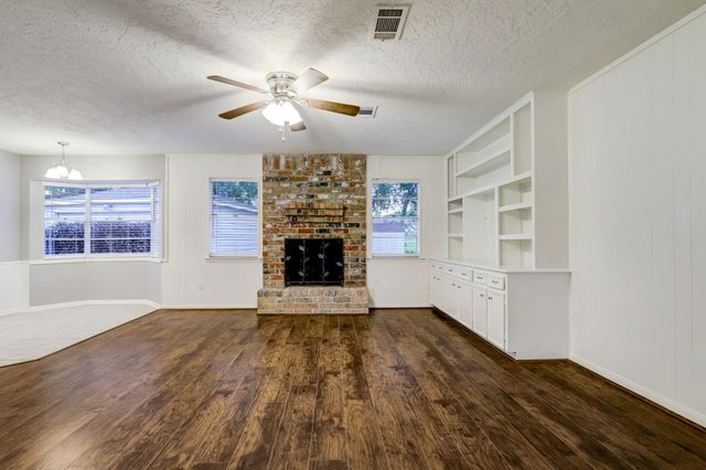 12346 Huntington Venture Drive, Houston, TX 77099