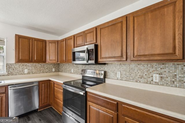 203 Pine Bluff Drive, Kingsland, GA 31548