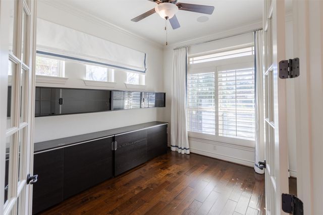 846 Coastal Court, League City, TX 77573