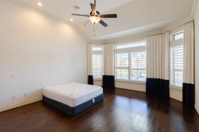 846 Coastal Court, League City, TX 77573