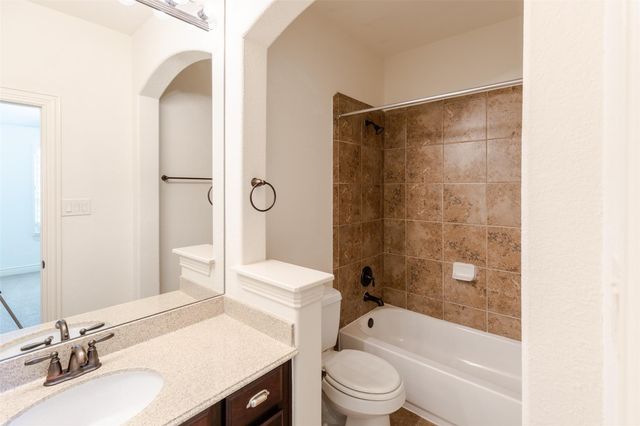 846 Coastal Court, League City, TX 77573