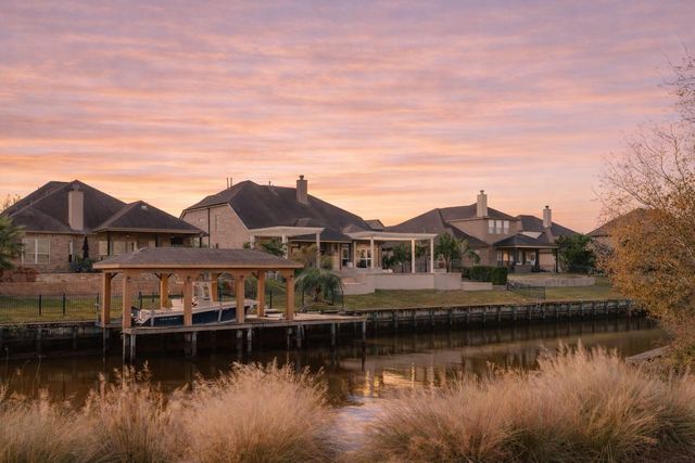 846 Coastal Court, League City, TX 77573