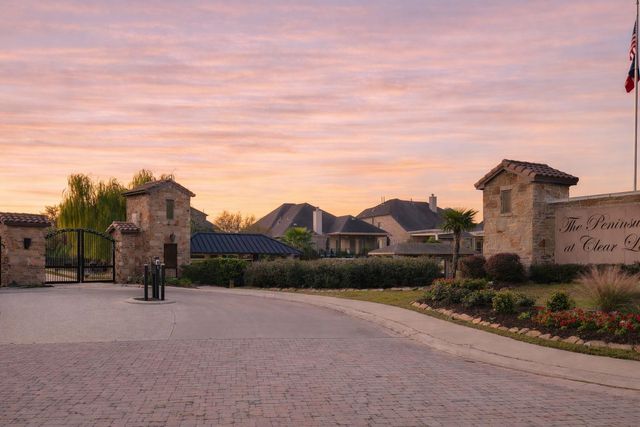 846 Coastal Court, League City, TX 77573